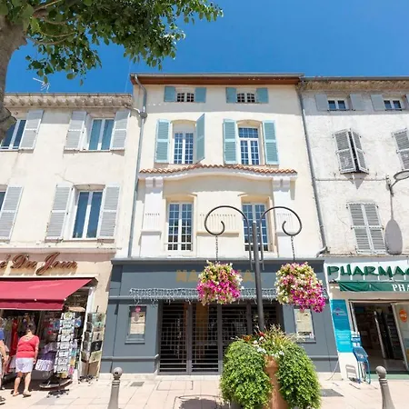 Appartement Fully Equipped Air-conditioned Studio Under The Roofs Of Old *